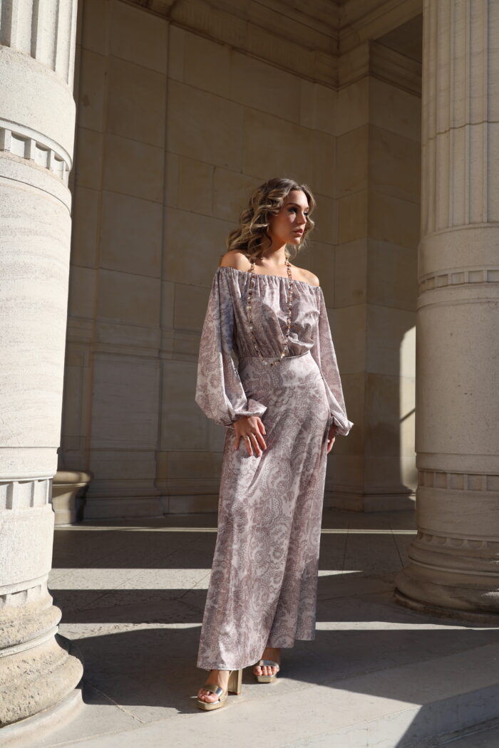 Robe Mony